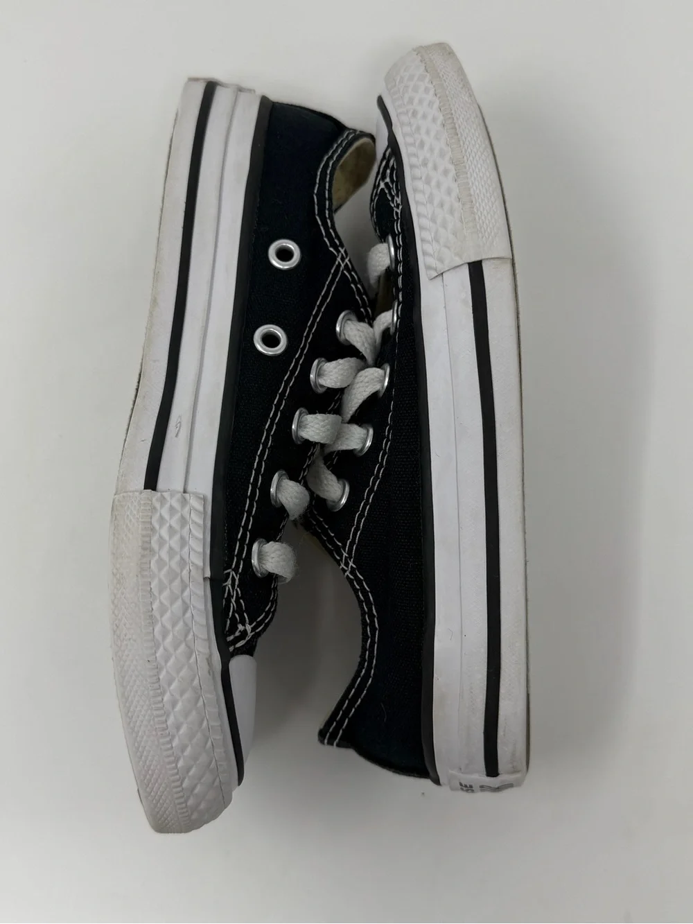 Converse Black and White Canvas Kids Sneakers Sz.11
